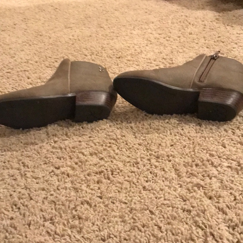 Tan Kids Booties - Picture 5 of 5
